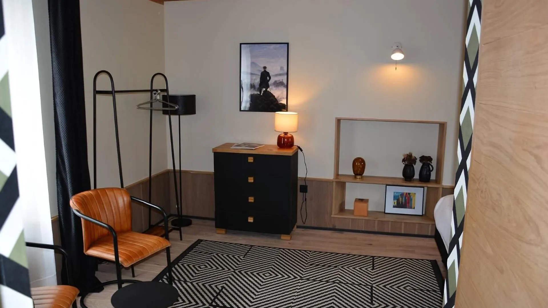 Le Clos De La Lande Vallee Pont-l'Abbe Guest house